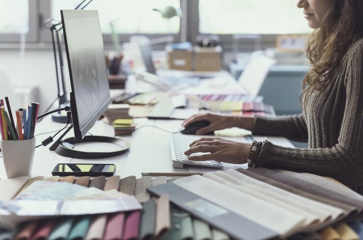 Informe sitúa a Extremadura entre regiones más avanzadas digitalmente, 91% trámites online