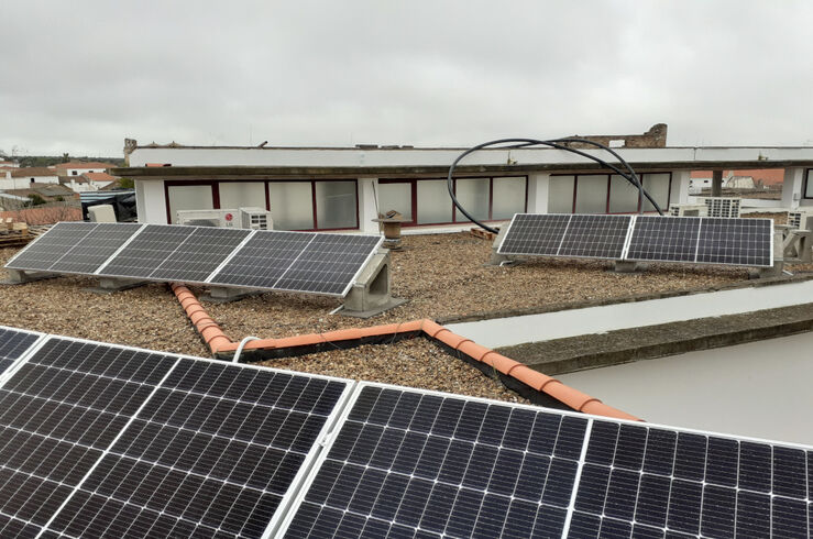 La Junta ya ha tramitado casi las 11.000 solicitudes de ayudas al autoconsumo energético