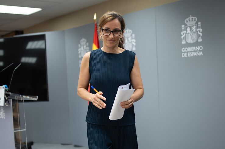 Mónica Gª llevará a los tribunales cualquier intento de desmantelar la sanidad pública 