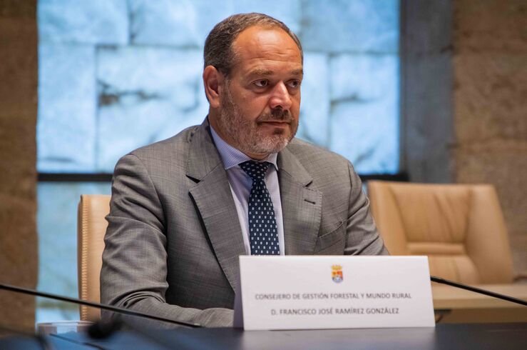 Junta pide a Portugal despejar 