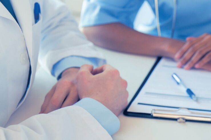 Médicos colegiados crecieron en 2025 un 3,1% en Extremadura; enfermeros bajaron un 1,3%