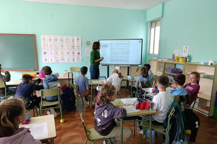 Sindicatos docentes y Junta reanudan negociación sobre homologación salarial en 2 semanas