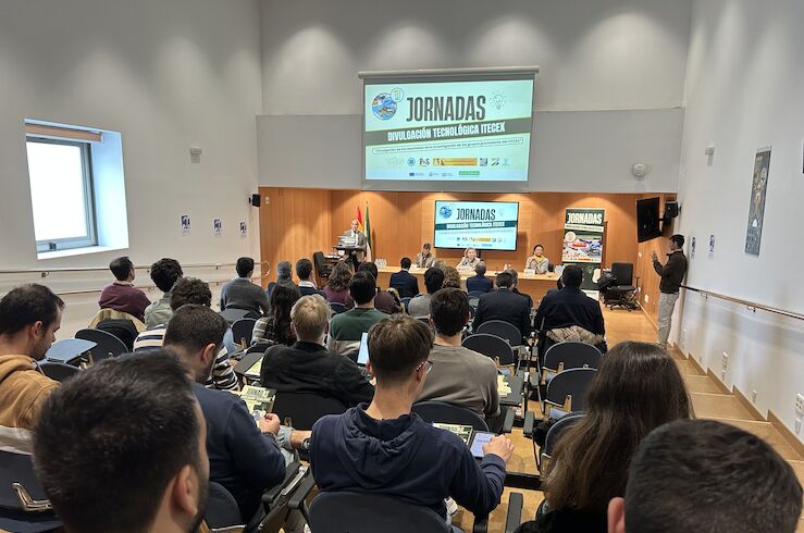 Vaquera aplaude creación del Instituto Investigación en Tecnologías Eléctricas de la UEx 