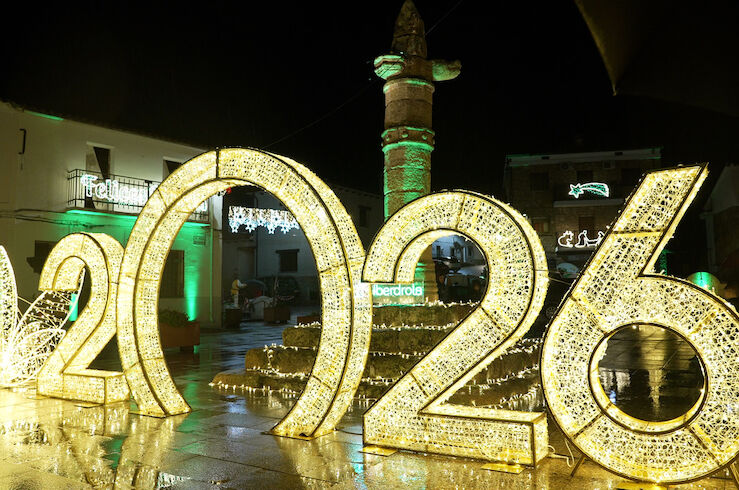 La luz de la Navidad llega a Belvís de Monroy y Casas de Belvís de la mano de Iberdrola 