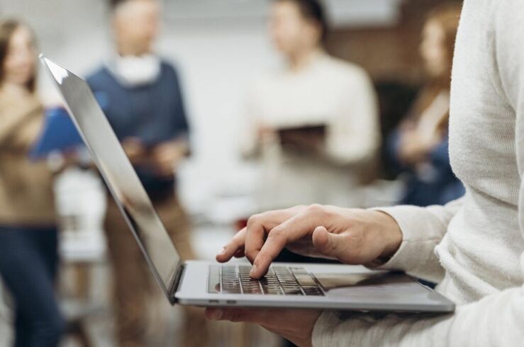 Junta otorga 3,1M€ a Aupex para actividades empleo relacionadas con las NNTT