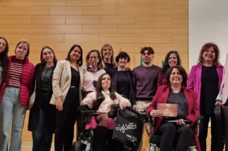 UEX con “Becas y Prácticas remuneradas Adelantex” convoca 10 becas y prácticas