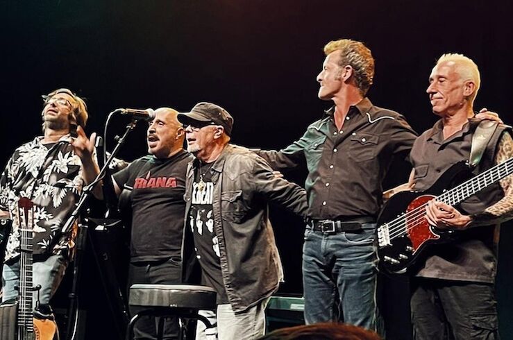 Triana actuará en Badajoz dentro de su gira 'La Llama Sigue Viva, 50º aniversario'