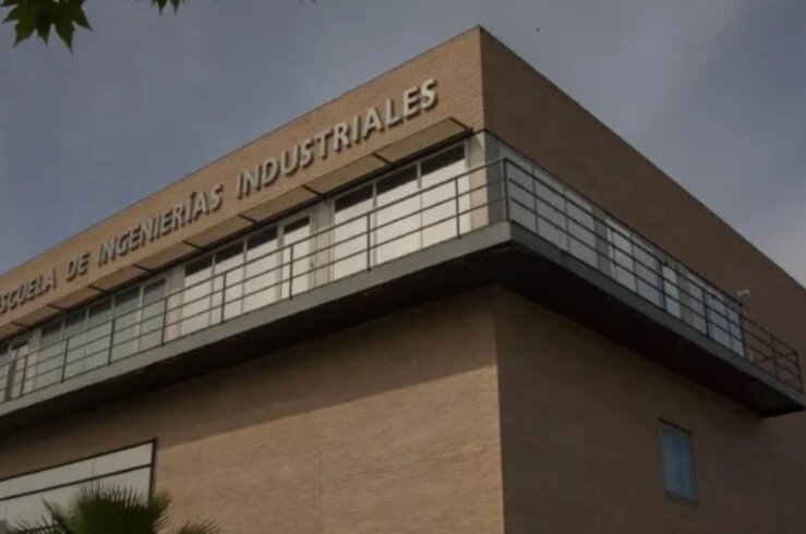 Renovación acreditación institucional de la Escuela de Ingenierías Industriales de la UEX