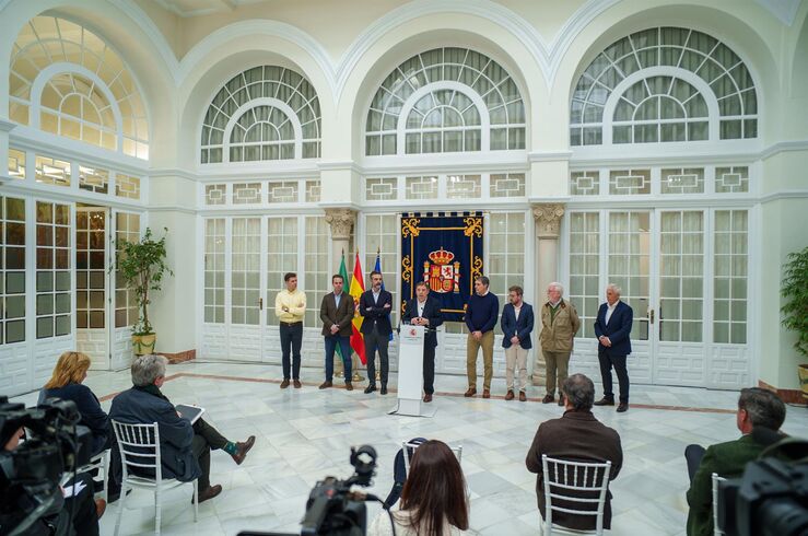 Gobierno podría flexibilizar PAC, revisar IRPF 2026 y garantizar contingentes temporeros