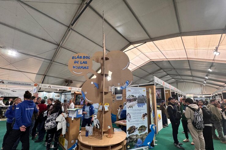 Diputación Cáceres promociona en FIO los recursos naturales y ornitológicos de provincia