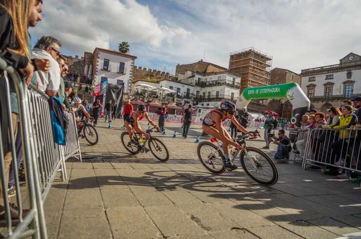 Cáceres se consolida como referente en deporte tras éxito del Campeonato de España Duatlón