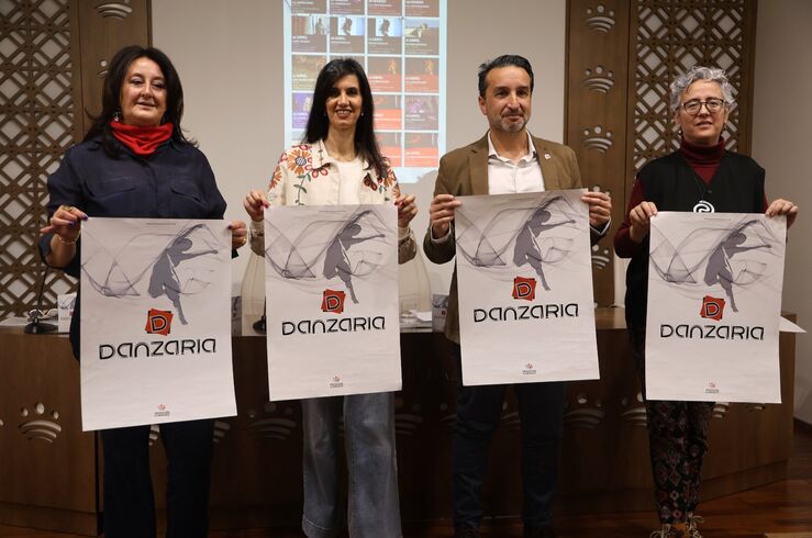 VI edición del Festival de Danza Contemporánea 'Danzaria' llega a 16 localidades pacenses