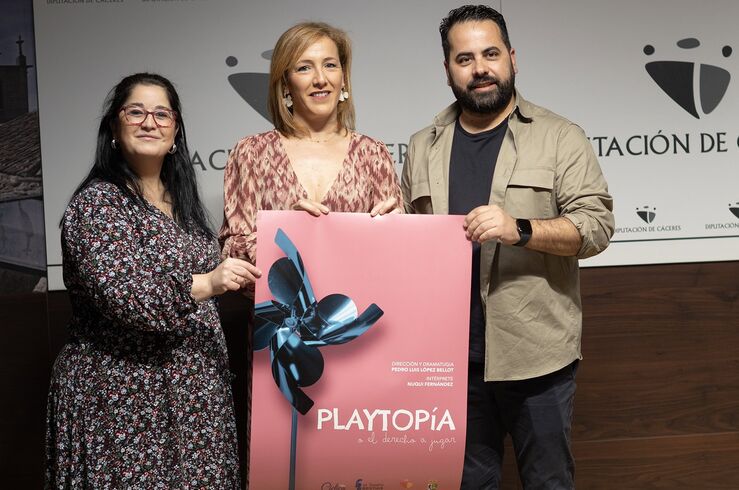 Actividad teatral sobre adicción infantil a pantallas llega a 10 municipios de Cáceres