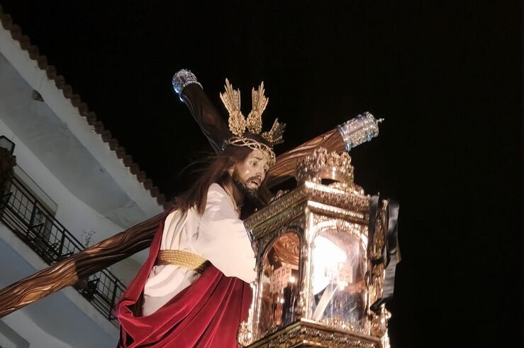 Por fin hubo Miércoles Santo en Mérida con el Nazareno de Santa Eulalia y las Tres Caídas