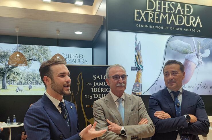 El XXXVI Salón del Jamón ibérico y la Dehesa muestra su potencial en el Salón Gourmets