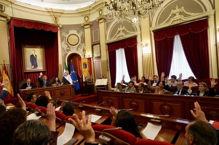 Pleno municipal aprueba por unanimidad cesión terrenos para el Instituto de Cerro Gordo