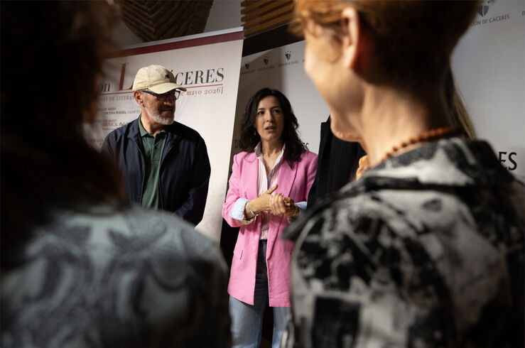 Poesía, rap, narrativa y fotografía protagonizan “Con L de Cáceres”