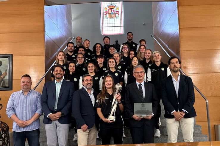 Quintana recibe al Sport Extremadura tras su ascenso a categoría plata del fútbol femenino