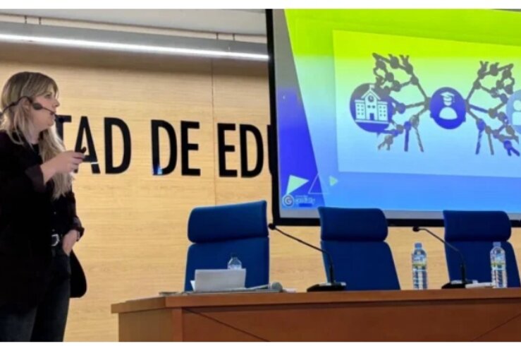 Especialistas en empleo y tecnología educativa en Jornadas IA y Habilidades Comunicativas