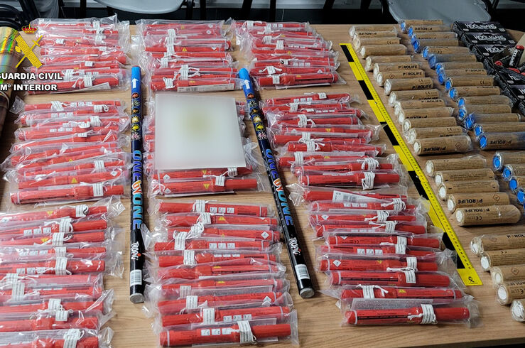 Dos detenidos por conducción temeraria y lanzar bengalas en la A-66 a su paso por Mérida