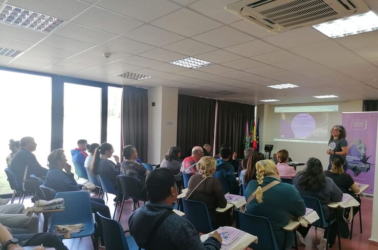 Fademur presenta su programa de emprendimiento rural Ruraltivity en Plasencia