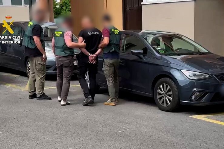 Detenido en San Sebastián un seguidor de la Real por conducción temeraria en Extremadura 