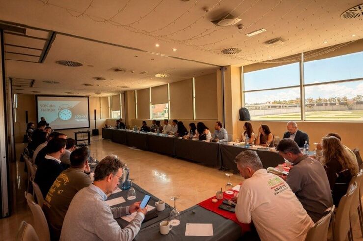 'Badajoz Emprende' celebra una formación sobre en IA aplicada a microempresas