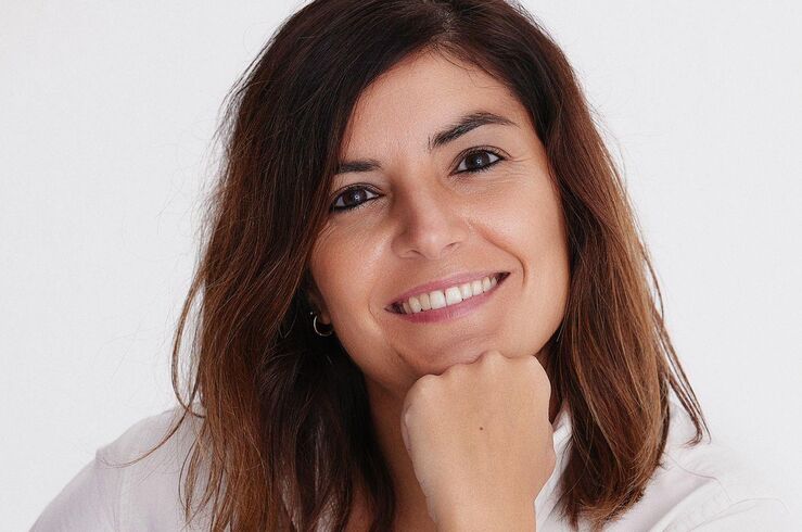 La psicóloga Rebeca Cáceres presenta en Badajoz un libro sobre bienestar y productividad 