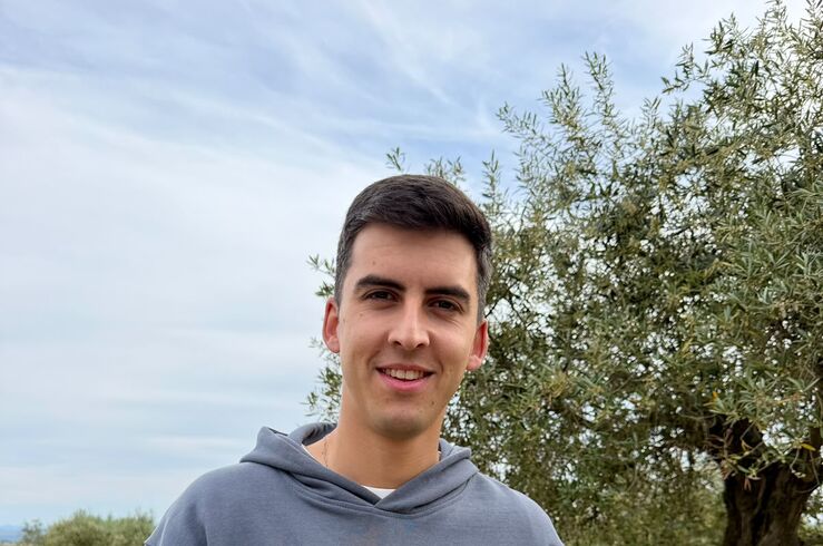José Antonio Gª Masero presenta su novela 'Volveré' en Oliva de la Frontera 