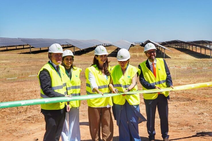 Fotovoltaica Renopool en Solana inicia producción en su totalidad con capacidad de 330 MW