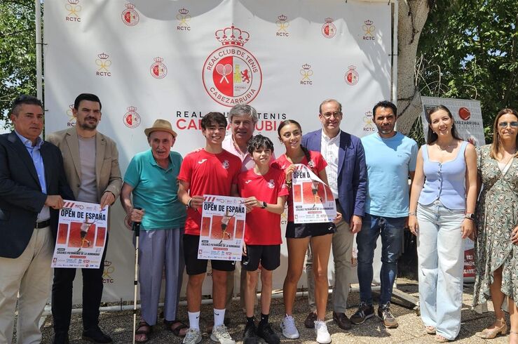 100 mejores tenistas senior del país se citarán en Open de España de Tenis IBP Cáceres