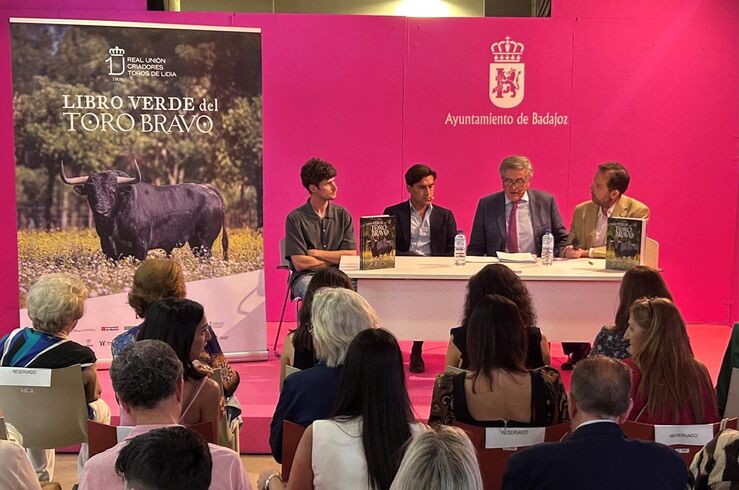 Criadores Toro de Lidia reivindican la contribución de astados bravos al medio ambiente