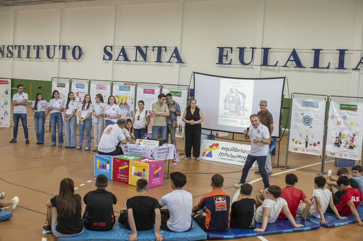 Más de 350 jóvenes participan en el proyecto 'De Joven a Joven. Equilibrio en Movimiento'