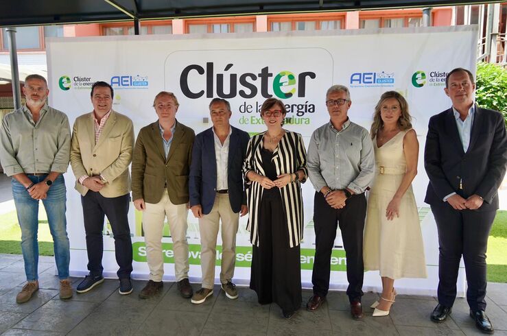 Morán destaca Extremadura como uno de los grandes polos energéticos europeos 