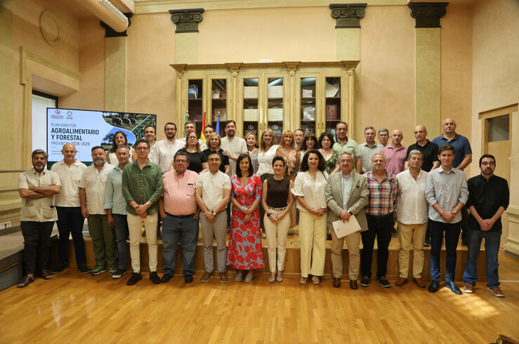 Diputación dota con 7,8M€ plan dirigido a impulsar los sectores agroalimentario y forestal