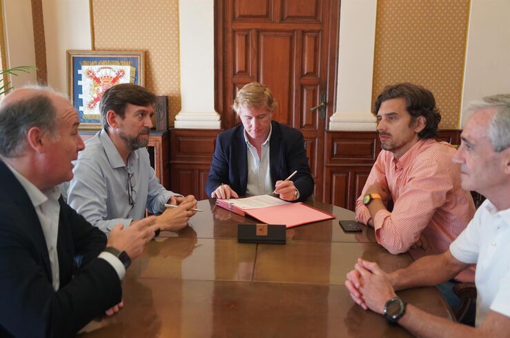 Ayuntamiento Badajoz firma programa ejecución unidad actuación de zona de La Banasta