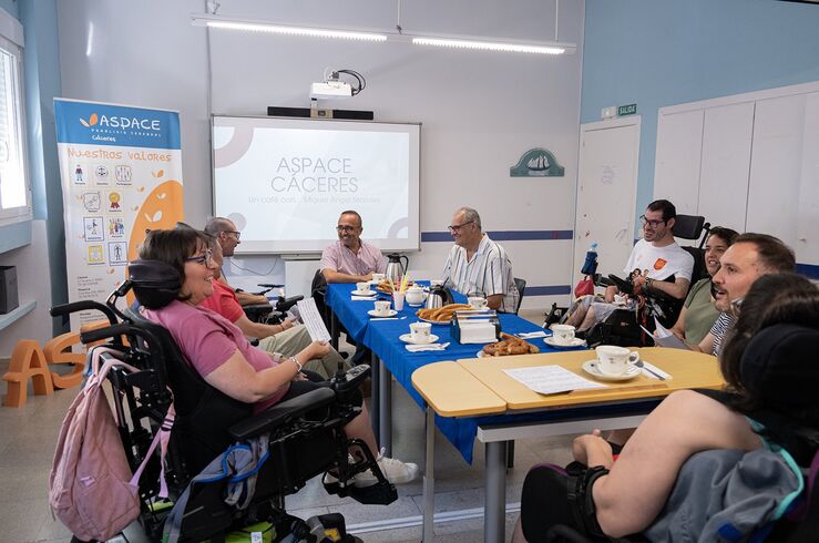 Con ASPACE, Miguel Angel Morales conoce necesidades de las personas con discapacidad