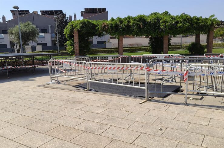 Fuente de los chorros de Casa Plata en Cáceres vuelve a sufrir un socavón por un vehículo