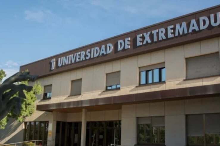 Presupuestos de la UEX para 2026 ascienden un 4,85% hasta casi los 220 millones de euros