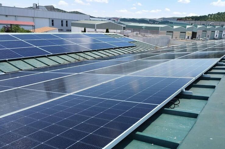 Valverde de Leganés afianza su comunidad energética con cerca de 500 socios