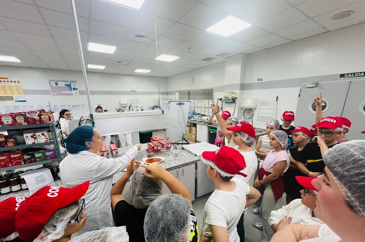 La empresa familiar entra en las aulas para despertar el talento de los jóvenes extemeños