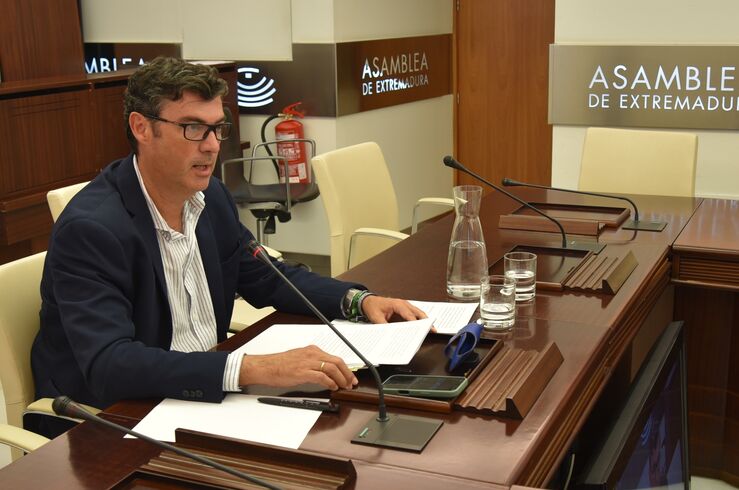 Junta invierte más de 8 millones en modernización estaciones de autobuses de Extremadura