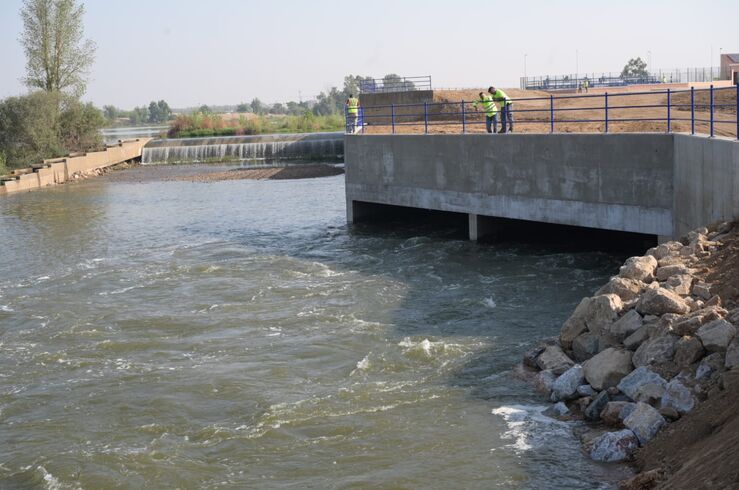Concluyen las obras de los dos azudes del río Guadiana a su paso por Badajoz 