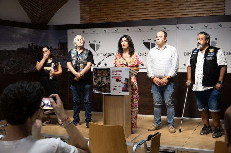 Asociación Moteros Mérida Custom y ADMO organizan 