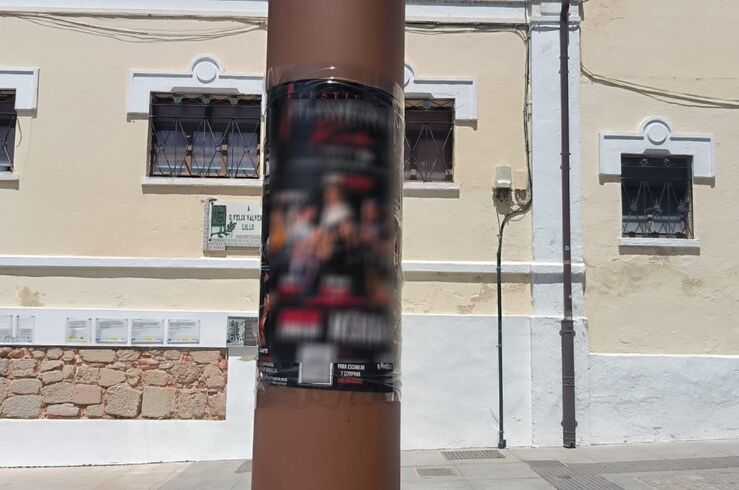 Ayuntamiento Mérida multa a 8 empresas y 5 ntidades por publicidad en mobiliario urbano