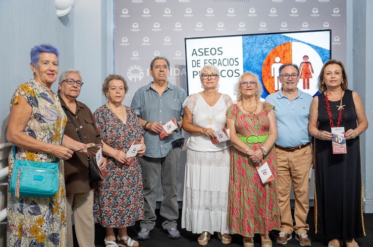 Mérida reúne en una guía 45 aseos públicos destinada a la ciudadanía