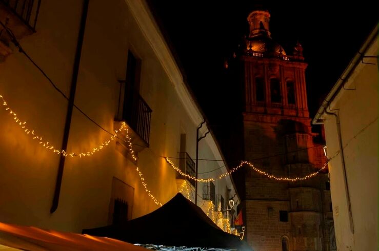 Coria avanza en su programación de agosto con Mercado de las Velas y el Jueves Turístico