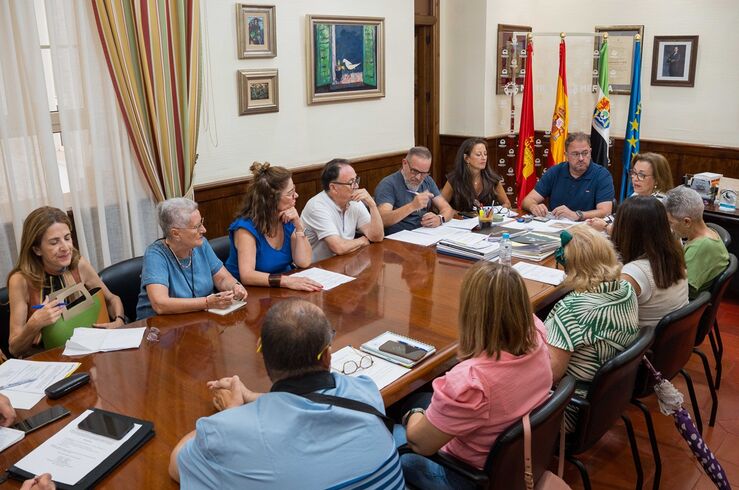El Consejo Local de Mayores realizará el encendido oficial de la Feria y Fiestas de Mérida