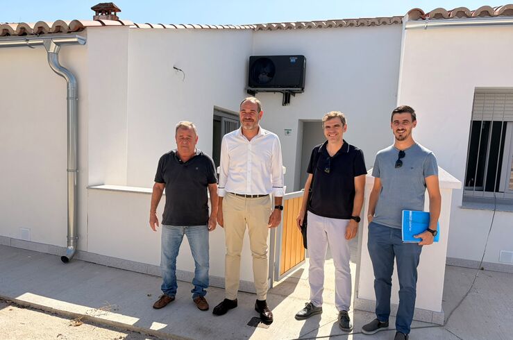El programa Aval Joven llega a 2.431 beneficiarios en Extremadura y moviliza más de 143M€