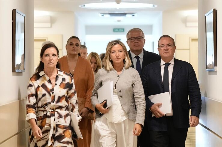 Monago lamenta que Albares no hable en el Senado sobre la crisis en Ceuta